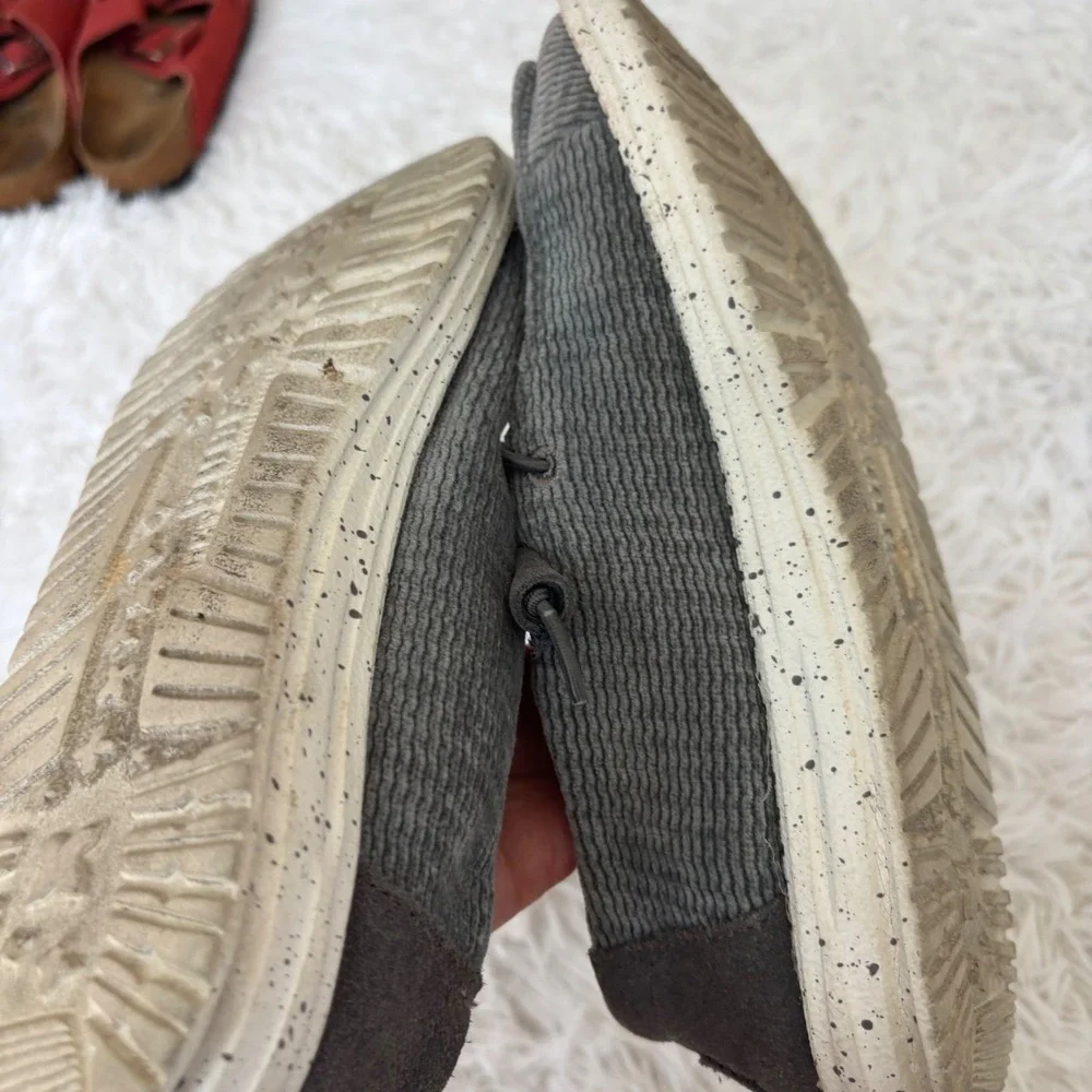Hey Dude Wendy Wave Corduroy Gray Slip-On Shoes Women's Size US 8 EU 39